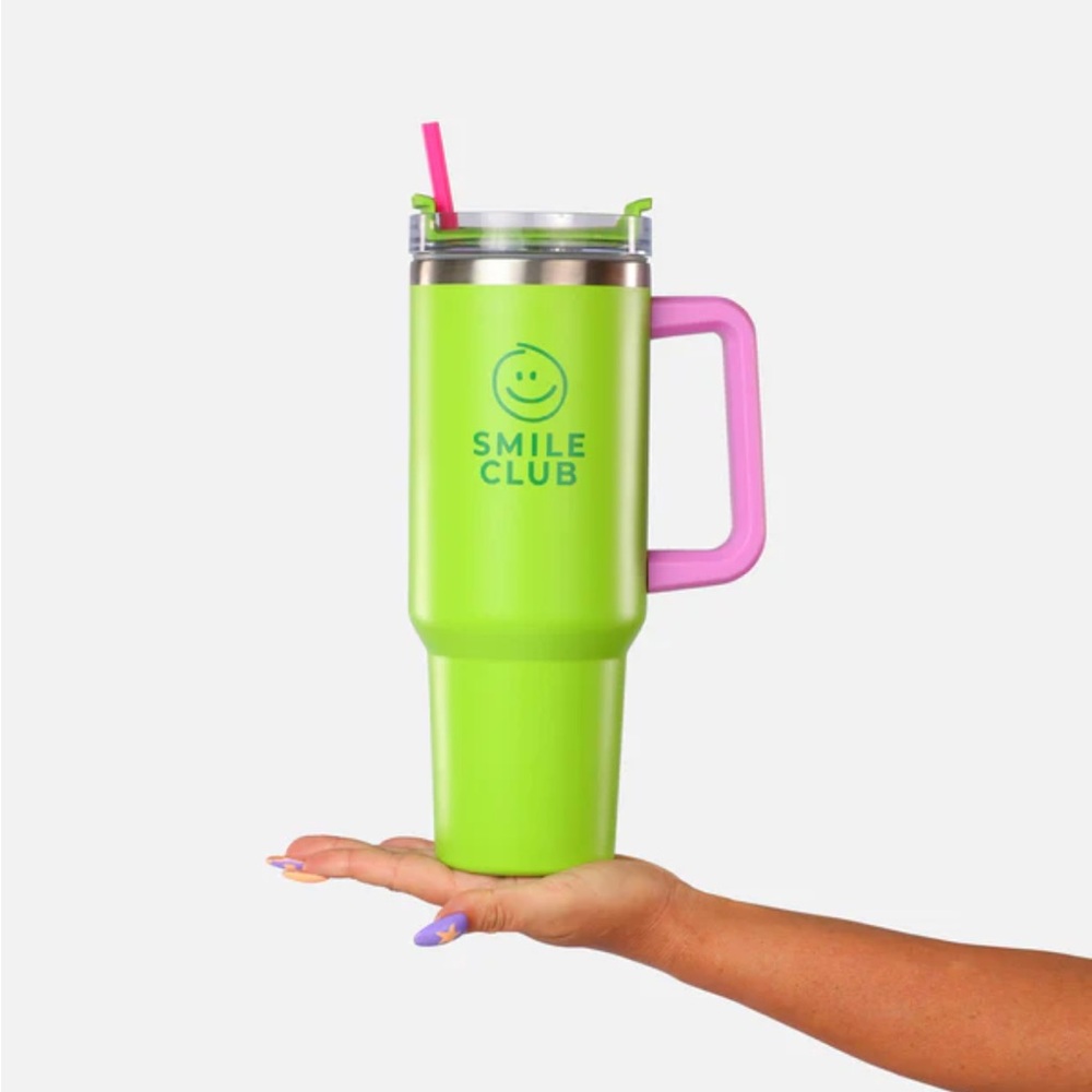 Moana Smile Club Lime Green Tumbler with Pink Handle